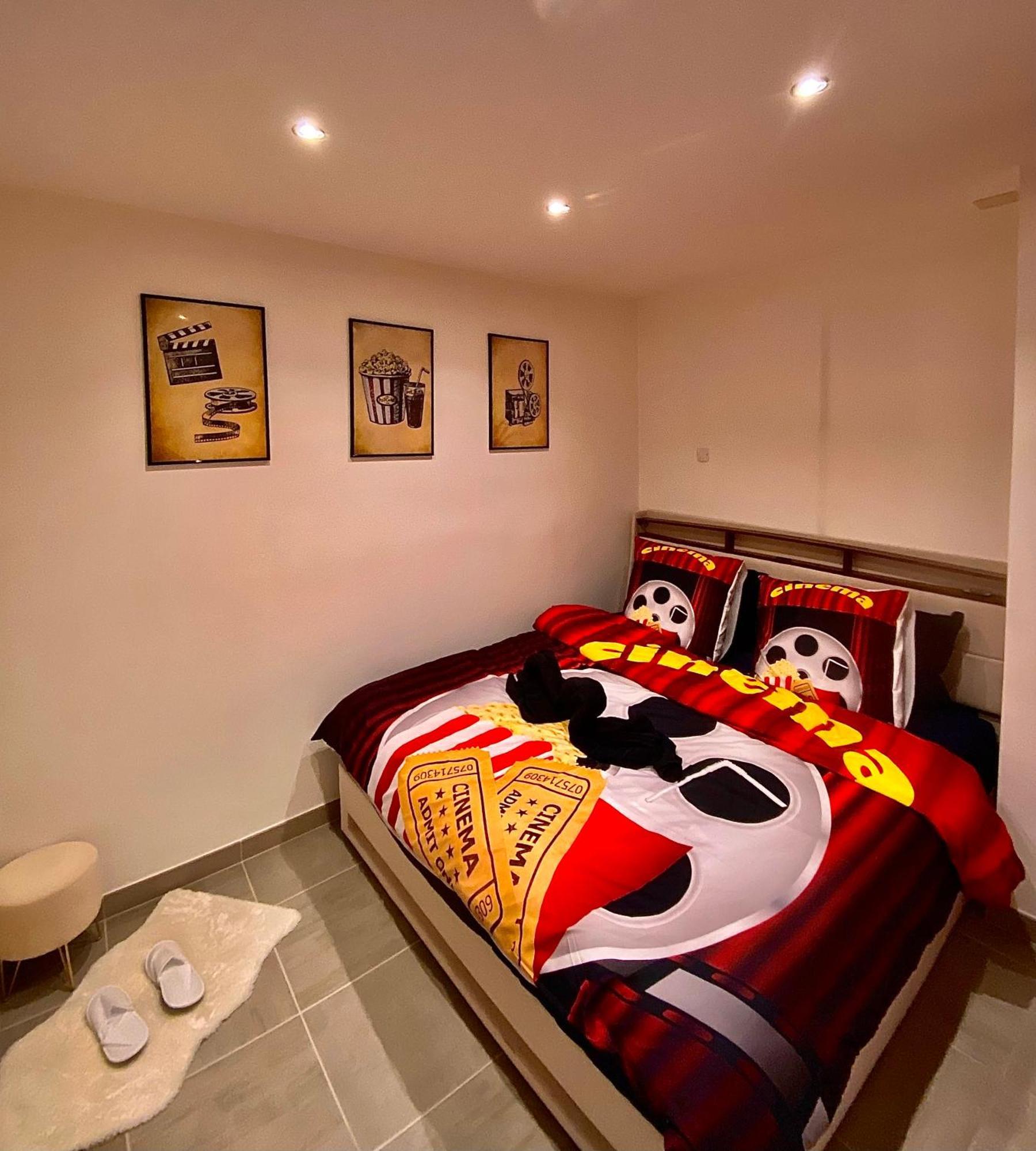 L Unique Cinema Room 格勒诺布尔 外观 照片